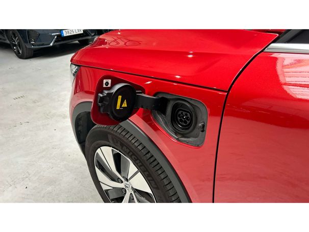 Volvo XC40 Recharge T4 155 kW image number 14