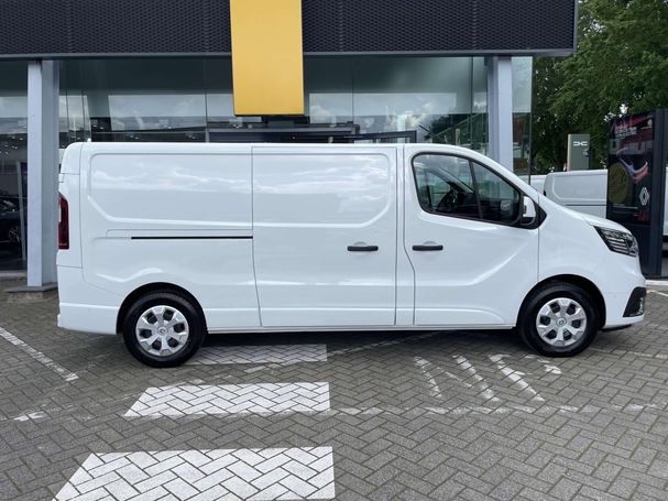 Renault Trafic Van L2H1 E-Tech 90 kW image number 4