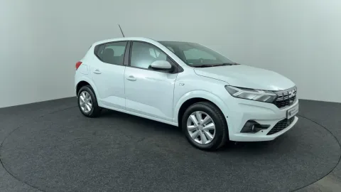 Car image 3