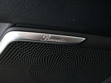 Car image 38