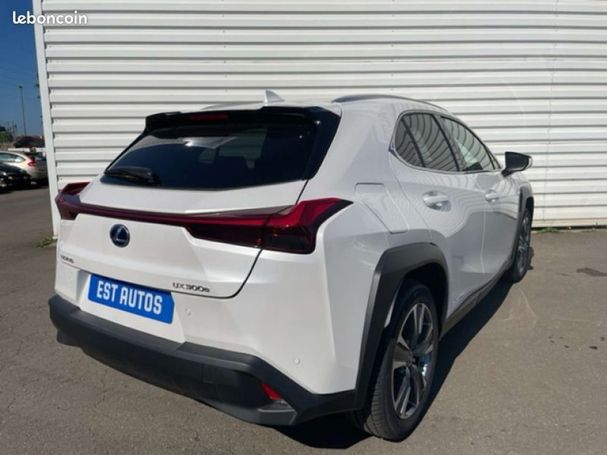 Lexus UX 300e 151 kW image number 3