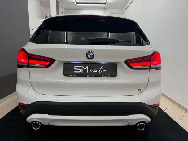 BMW X1 sDrive20d Advantage 140 kW image number 4