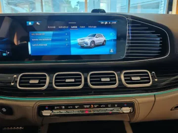 Car image 40
