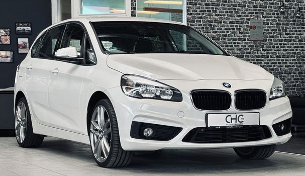 BMW 220i Advantage 141 kW image number 2