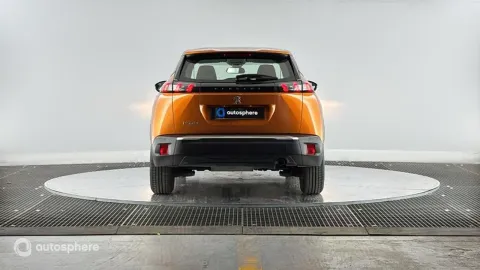 Car image 5