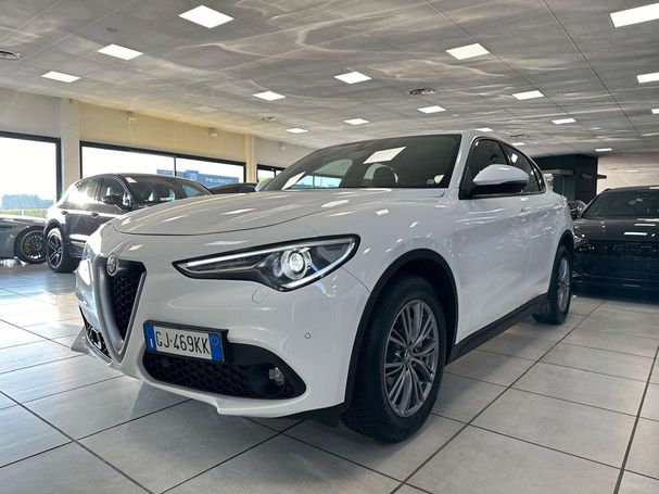 Alfa Romeo Stelvio 2.2 118 kW image number 1