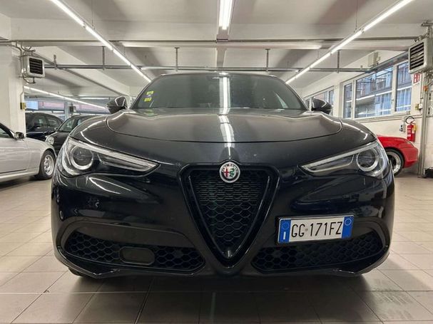 Alfa Romeo Stelvio 2.0 Turbo 206 kW image number 2