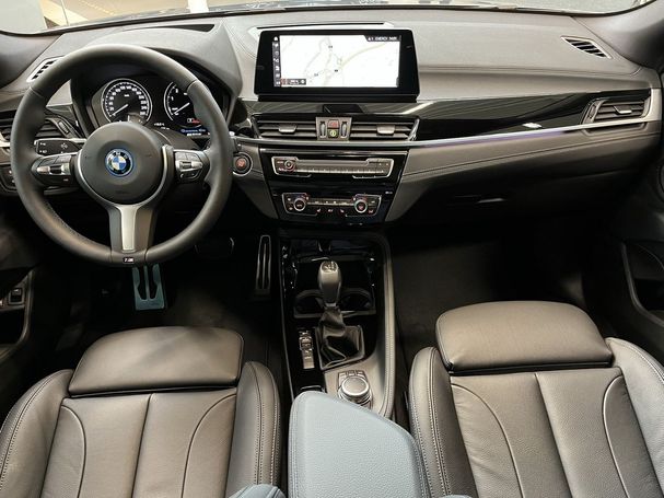 BMW X2 xDrive25e M X 162 kW image number 6