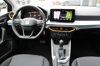 Car image 15