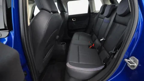 Car image 24