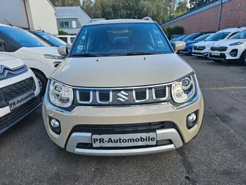 Car image 3
