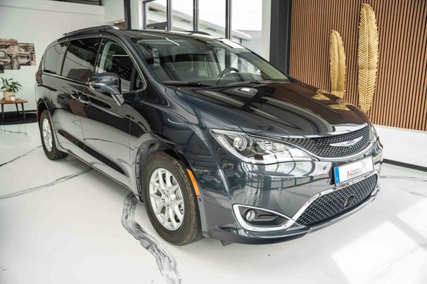 Chrysler Pacifica 3.6 214 kW image number 2