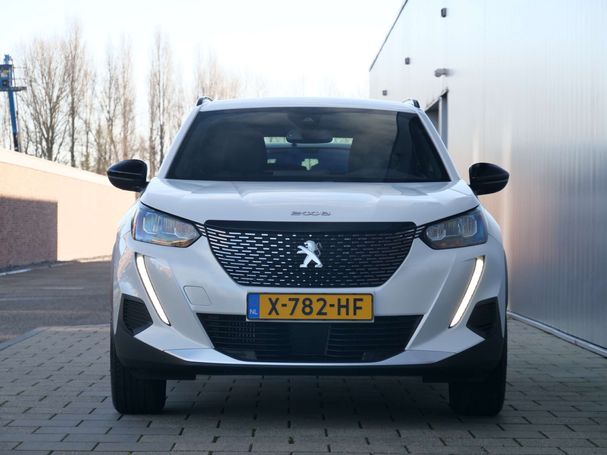 Peugeot 2008 PureTech 130 Allure 96 kW image number 2