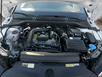 Car image 31