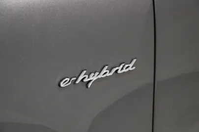 Car image 38