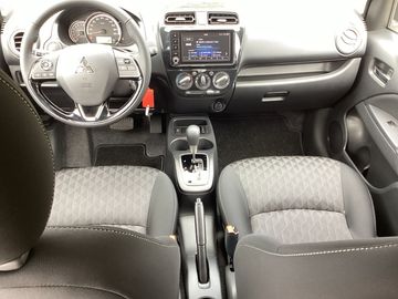 Car image 8