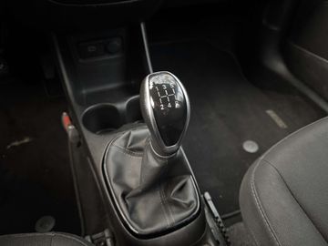 Car image 26