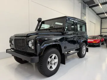 Car image 3