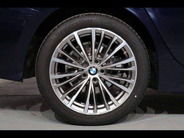 BMW 318i 115 kW image number 5