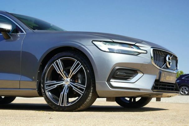 Volvo V60 D4 Inscription 140 kW image number 5