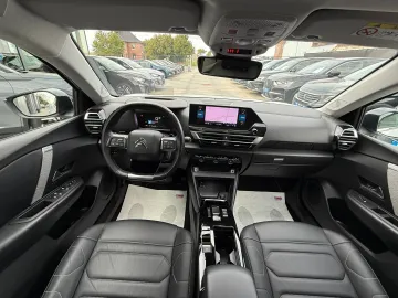 Car image 39