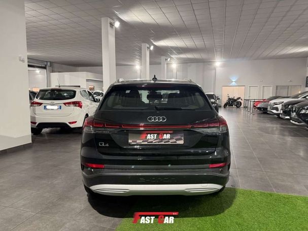 Audi Q4 45 e-tron Advanced Business 210 kW image number 6