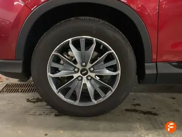 Car image 32