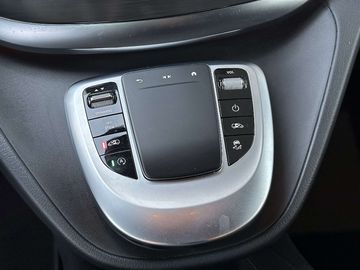 Car image 41