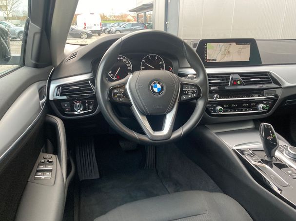 BMW 520d Touring 140 kW image number 10