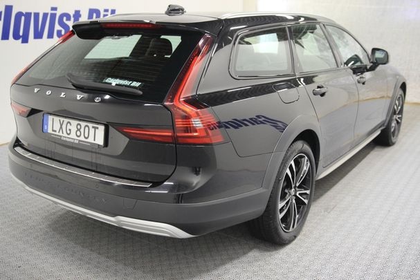 Volvo V90 Cross Country B4 AWD 146 kW image number 3