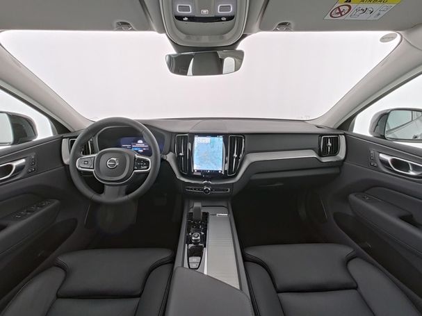 Volvo XC60 B4 Plus Dark 145 kW image number 4