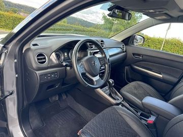 Car image 11