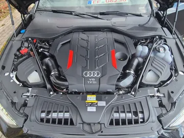 Car image 24