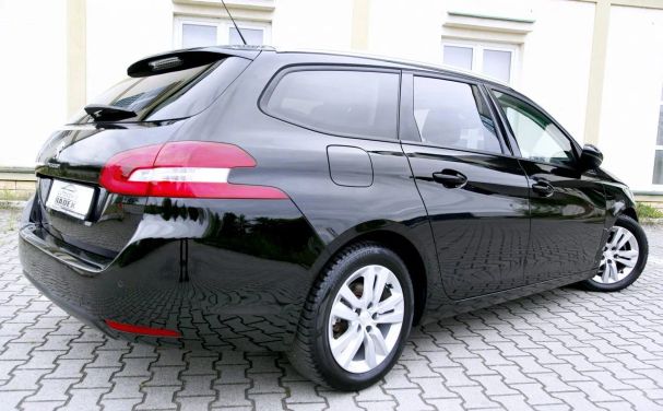 Peugeot 308 88 kW image number 22