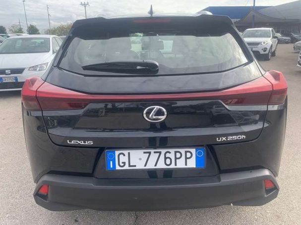 Lexus UX 250h 107 kW image number 5