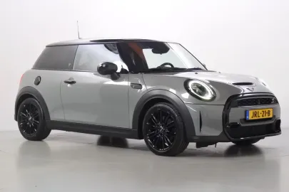 Car image 42