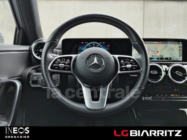 Mercedes-Benz A 180 100 kW image number 17