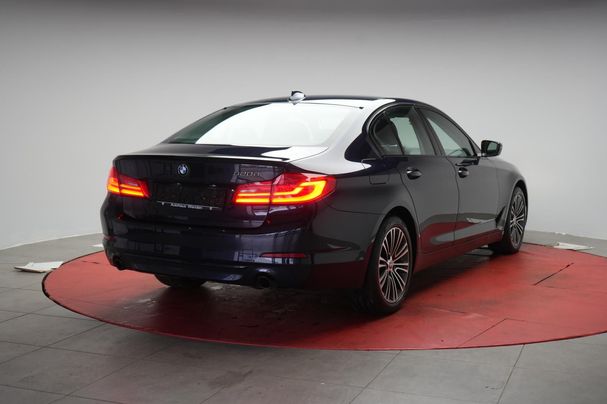 BMW 520d Sport Line 140 kW image number 3