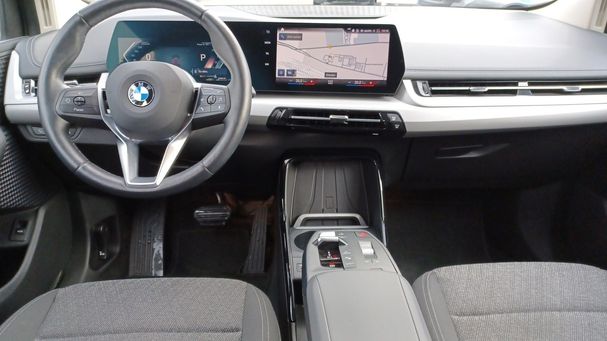 BMW 218i Active Tourer 100 kW image number 10