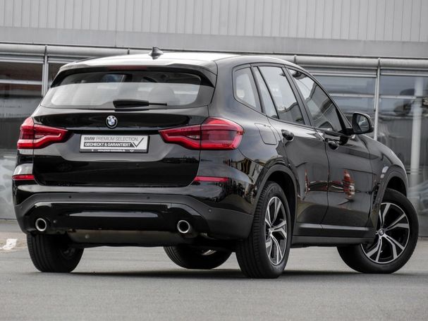 BMW X3 xDrive20i 135 kW image number 2