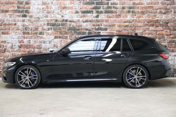 BMW 330i Touring M Sport 190 kW image number 4