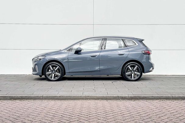 BMW 220i Active Tourer 125 kW image number 2