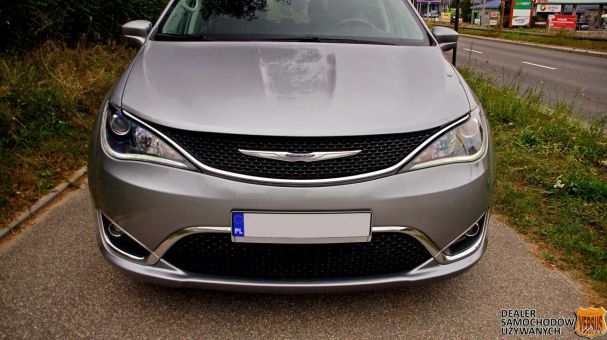 Chrysler Pacifica 210 kW image number 9