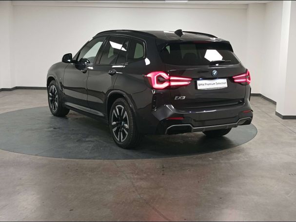 BMW iX3 M Sport Inspiring 213 kW image number 8