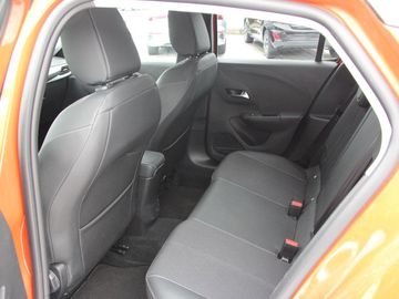 Car image 19