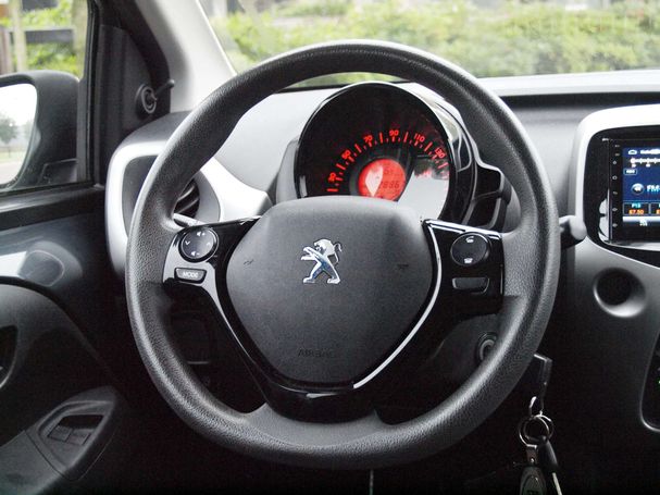 Peugeot 108 VTi Active 51 kW image number 12