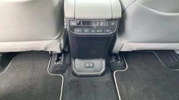 Toyota Highlander 182 kW image number 24