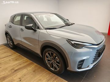Car image 2