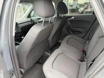 Car image 22