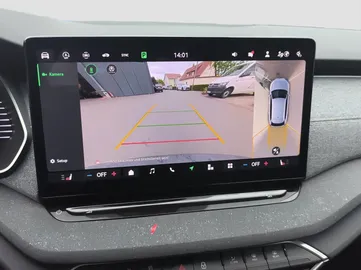 Car image 23